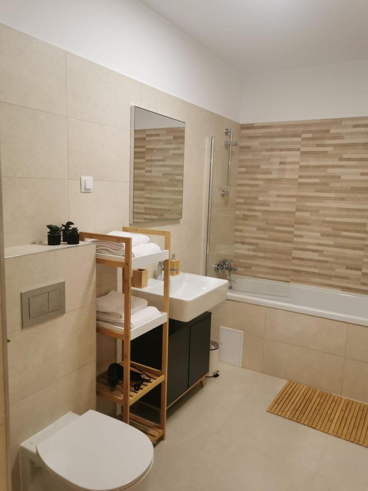 Getaway Discrete And Cozy Apartament Brașov